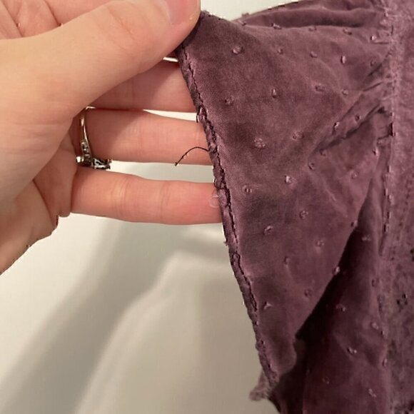 KNOX ROSE Purple Swiss Dot Crochet Eyelet Tie Bow Back Short Flutter Sleeve Top - Picture 5 of 13